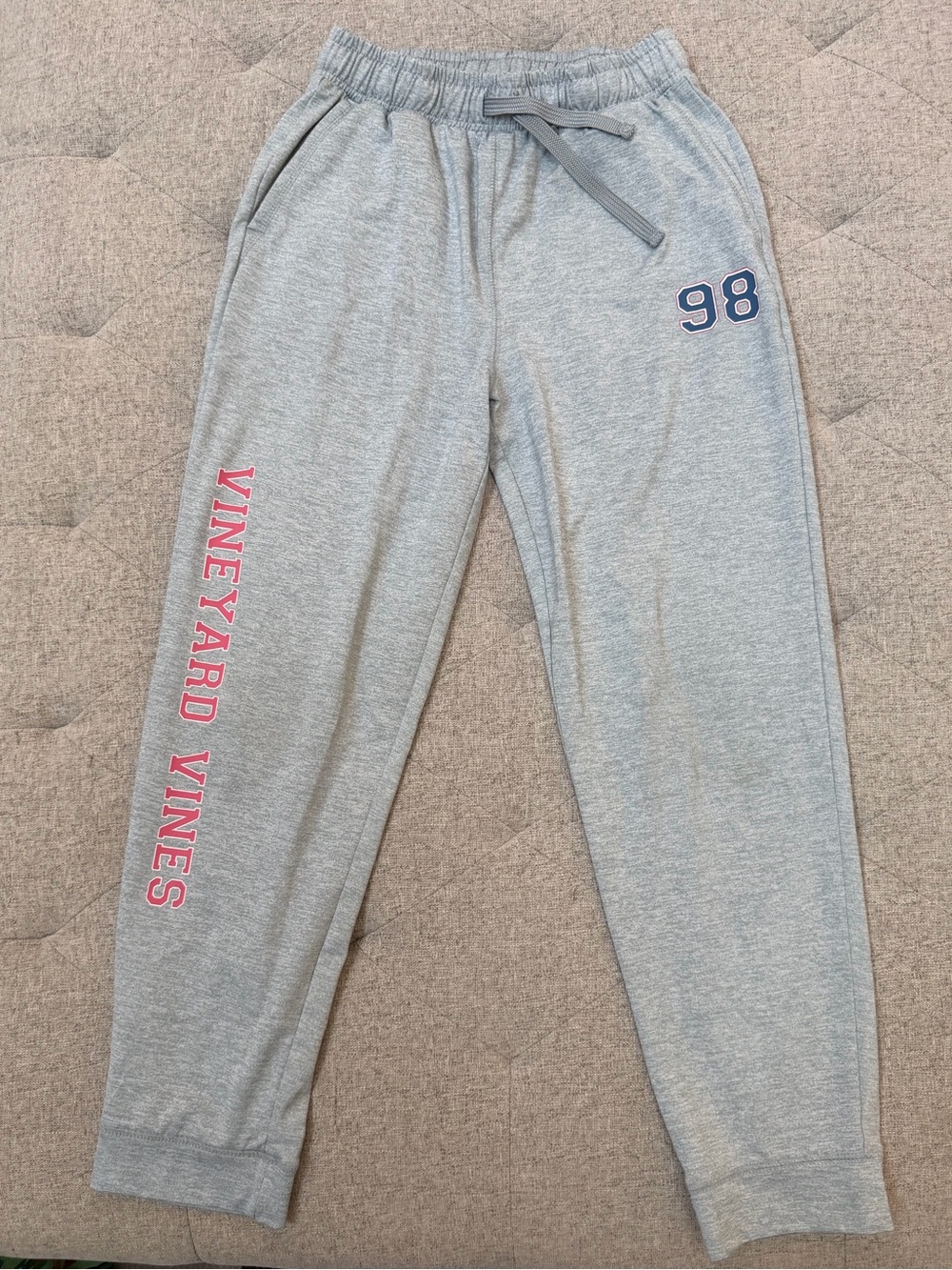 EUC VINEYARD VINES GREY PERFORMANCE ATHLETIC JOGGERS SWEATPANTS BOYS M 12-14